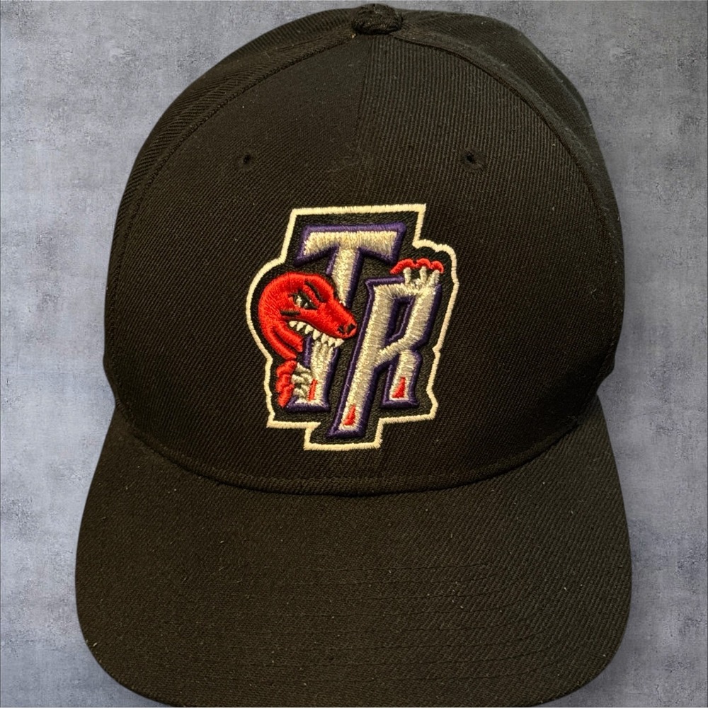 Mitchell & Ness Toronto Raptors Fitted Hat 7 1/2 Black Green Brim Cap Retro Logo